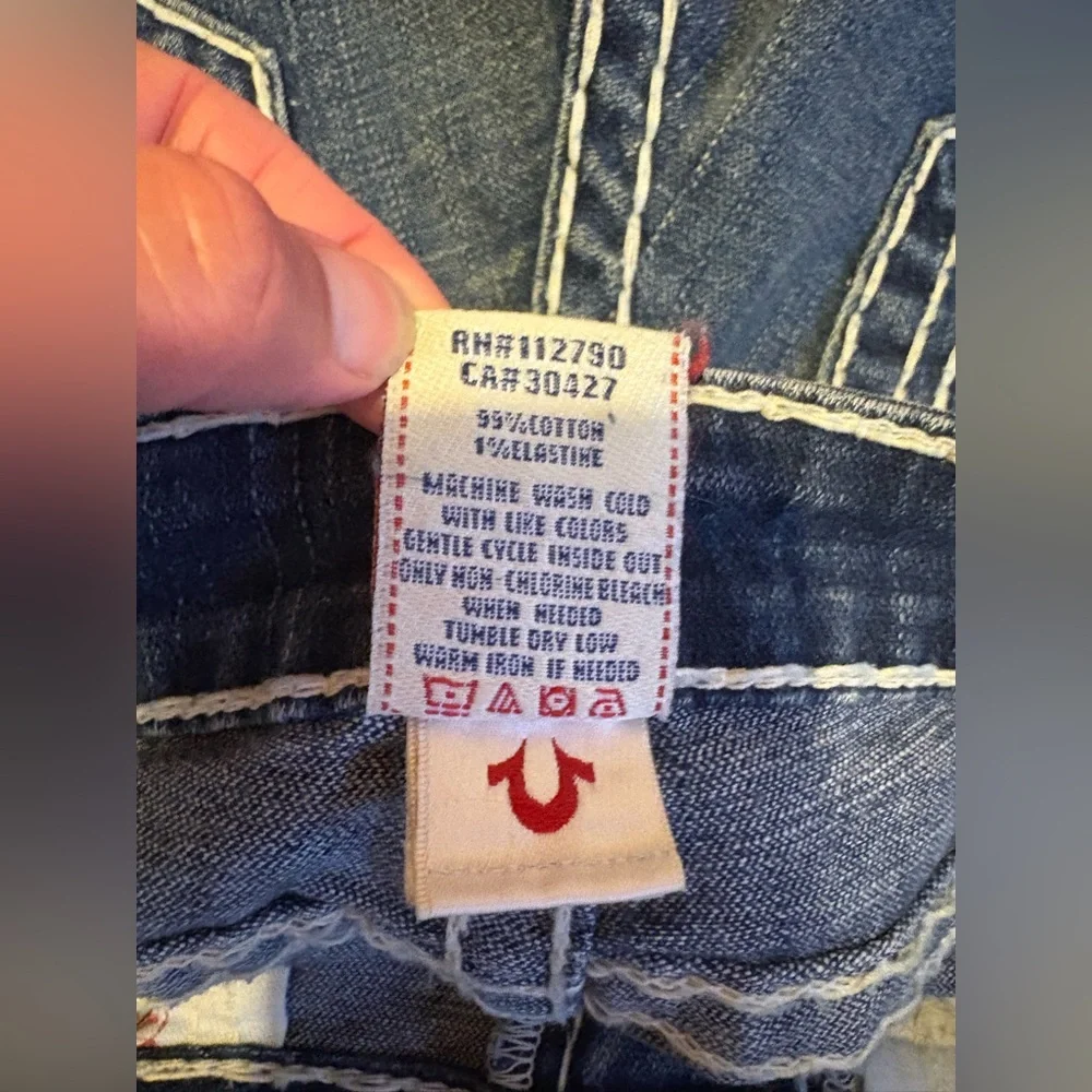 True Religion Blue Denim with White Stitching - Picture 4 of 6